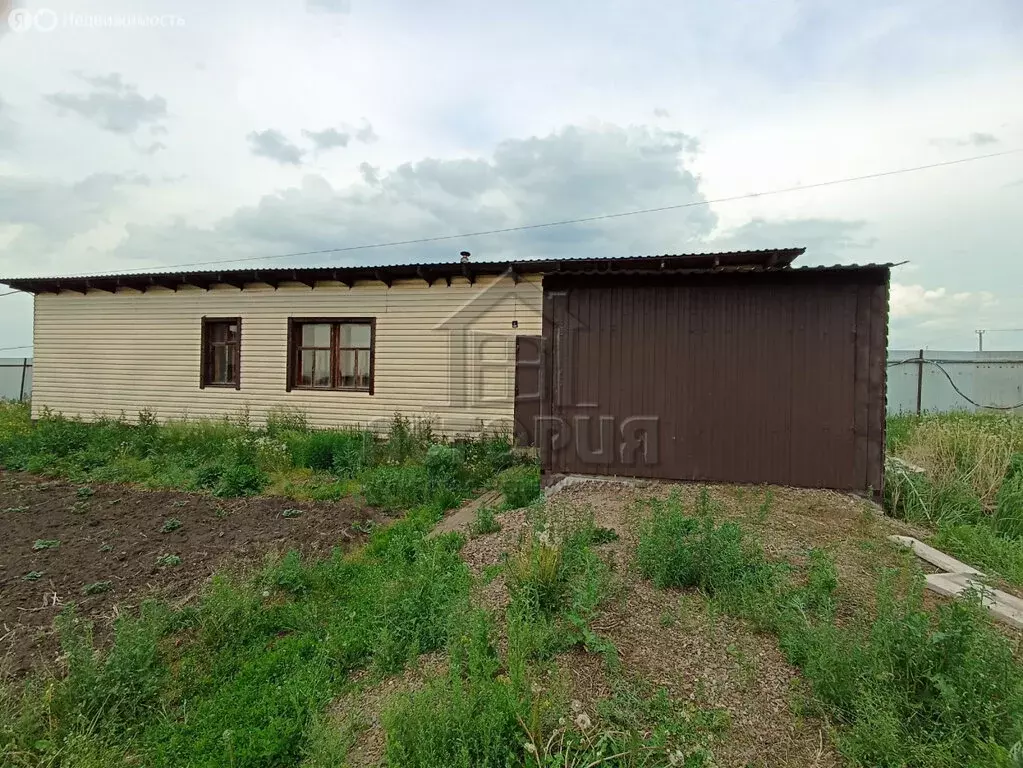 Дом в посёлок городского типа Берёзовка, улица Кирова, 13 (96.1 м) - Фото 0
