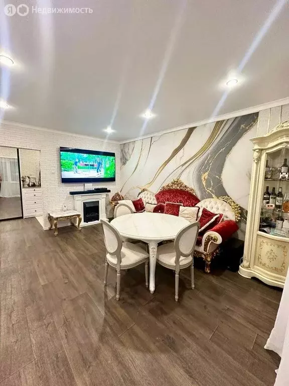 3-комнатная квартира: Тольятти, Приморский бульвар, 61 (62.5 м) - Фото 2