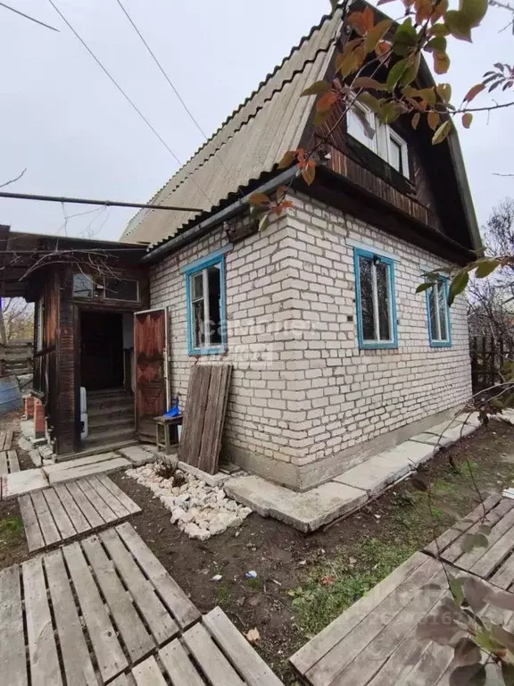 Дом в Волгоградская область, Волгоград Строительная ул., 82/114 (33 м) - Фото 1