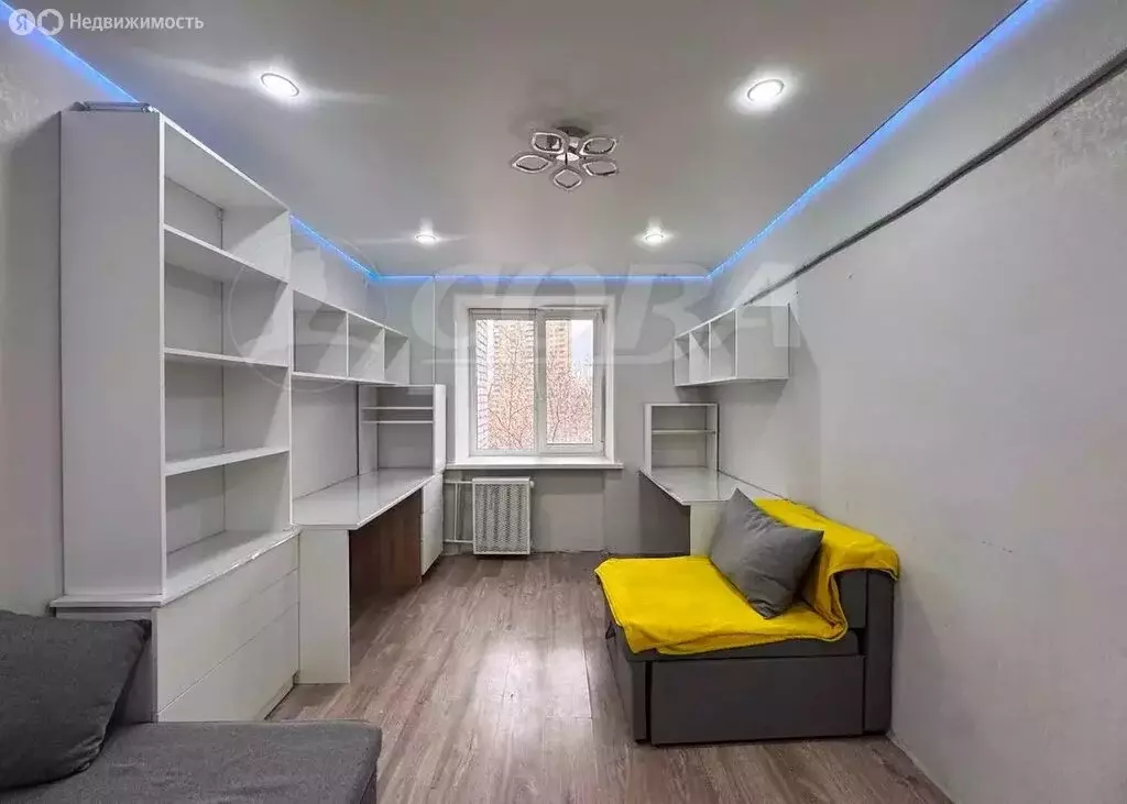 2-комнатная квартира: Тюмень, улица Ватутина, 6 (47.5 м) - Фото 1