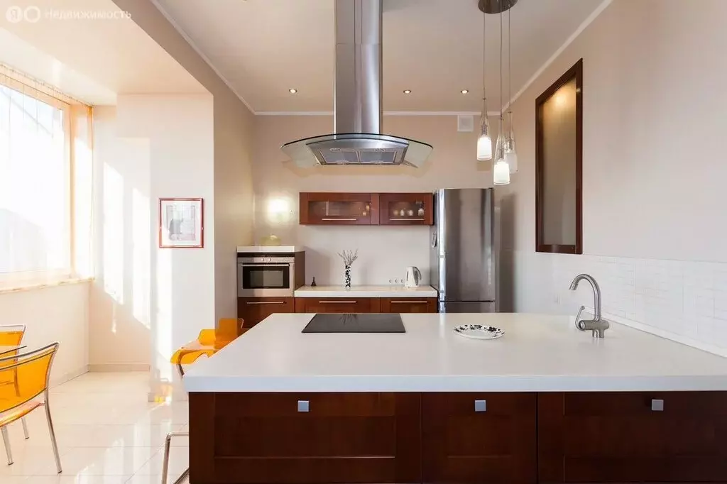 3-комнатная квартира: Абакан, улица Чехова, 56 (113.1 м) - Фото 0