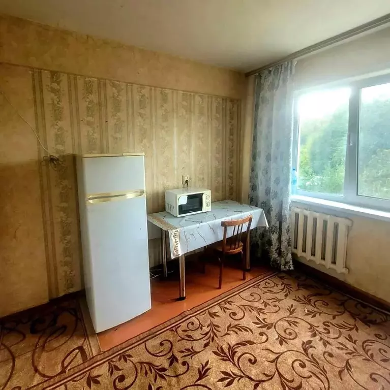 Комната Омская область, Омск ул. 2-я Любинская, 2Б (10.5 м) - Фото 2