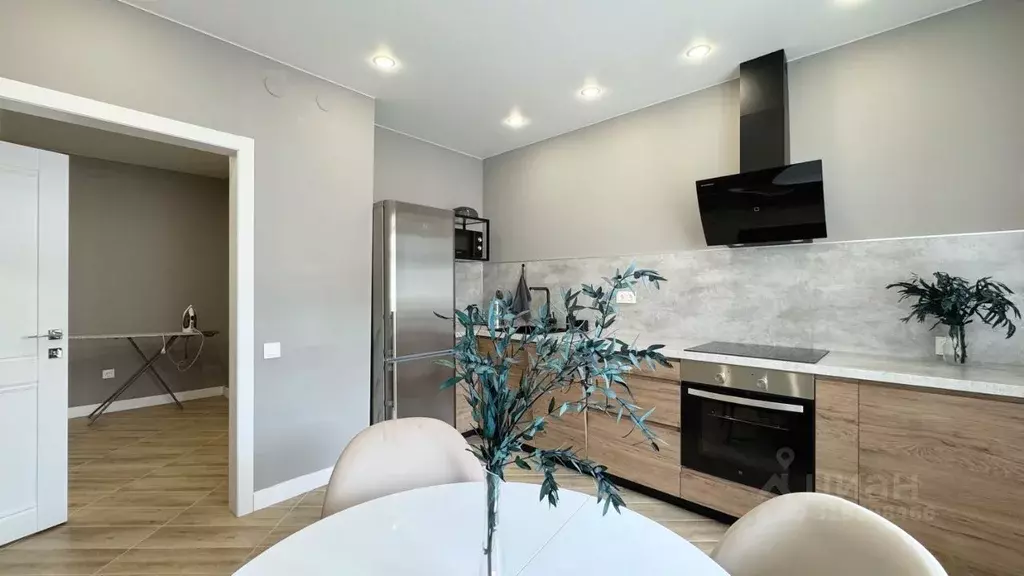 1-к кв. Татарстан, Казань Ягодинская ул., 25 (50.0 м) - Фото 1