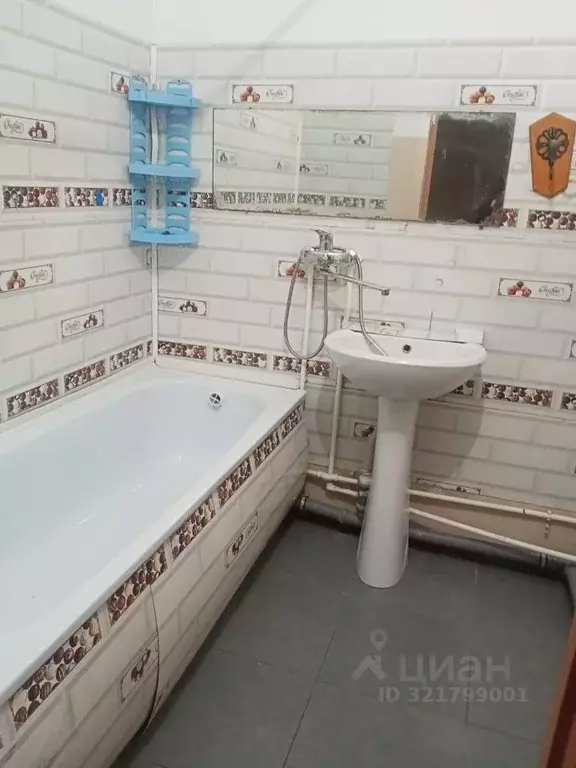 1-к кв. Саратовская область, Энгельс просп. Химиков, 3И (42.0 м) - Фото 1