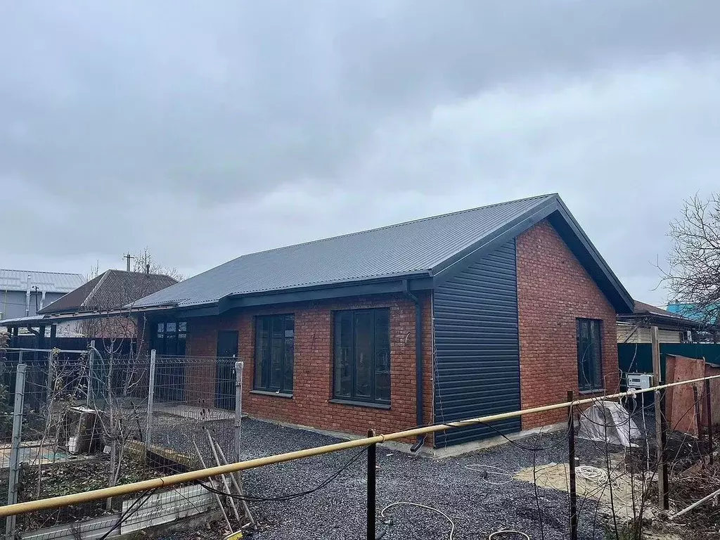 Дом в Ростовская область, Батайск Труд ДНТ, 2-я линия (98 м) - Фото 1