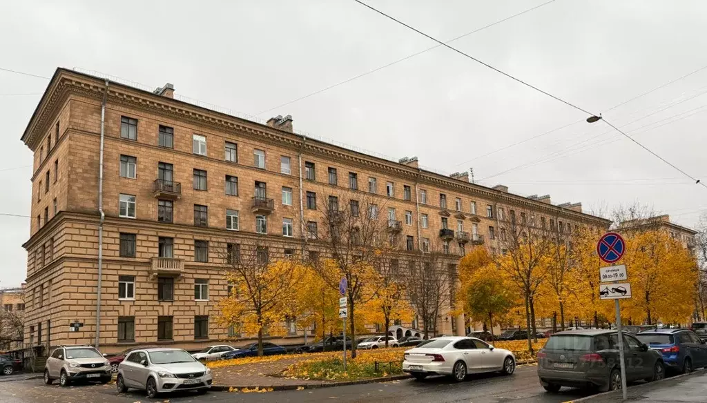 Комната Санкт-Петербург ул. Победы, 17 (16.6 м) - Фото 1