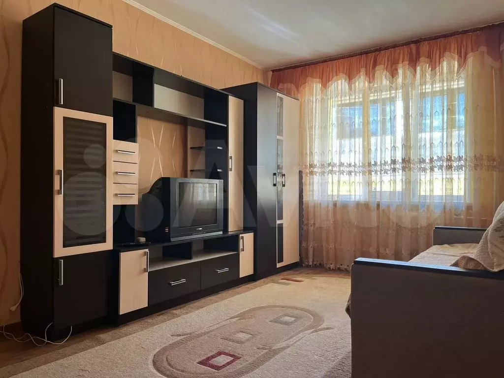 1-к. квартира, 40 м, 6/10 эт. - Фото 0