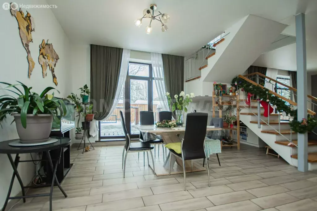 Дом в село Дубки, СНТ 40 лет Октября, Филёвская улица, 1 (230.2 м) - Фото 2