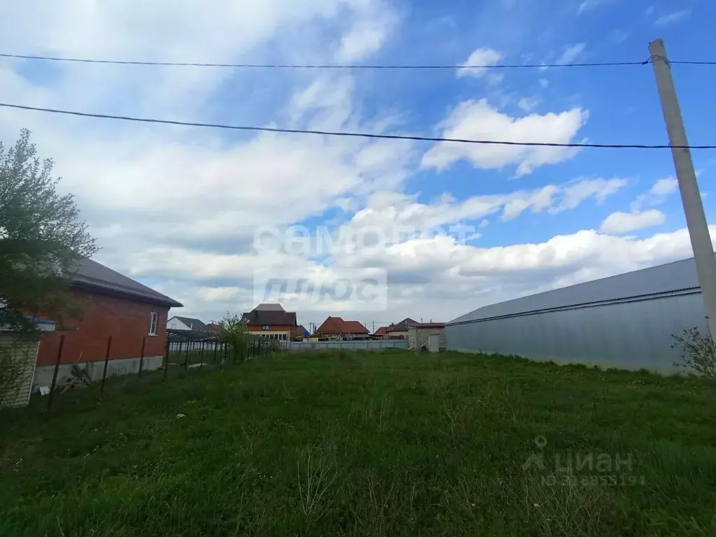 Участок в Краснодарский край, Абинск Изумрудная ул. (7.39 сот.) - Фото 0