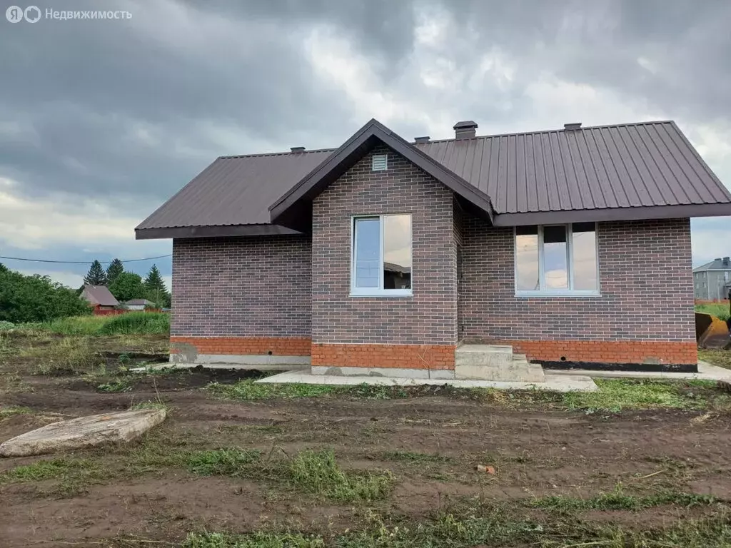 Дом в Уфимский район, Дмитриевский сельсовет, деревня Подымалово (84 ... - Фото 0