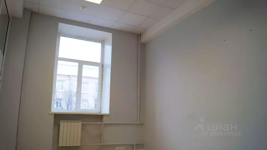 Офис в Свердловская область, Екатеринбург ул. Первомайская, 104 (52 м) - Фото 1