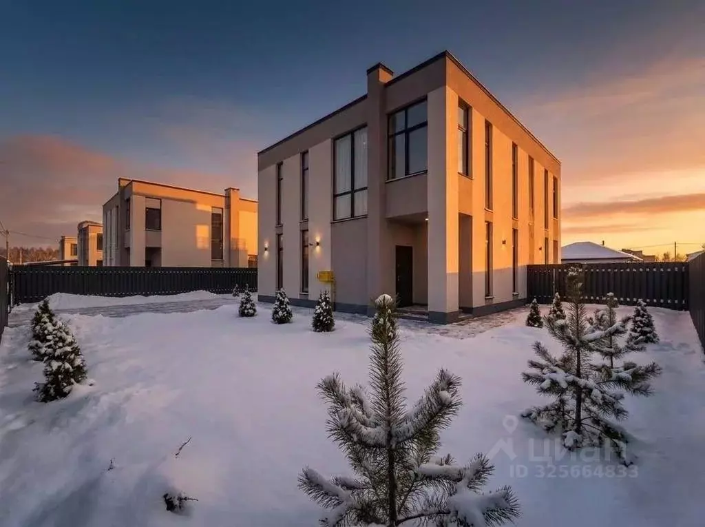 Коттедж в Ленинградская область, Ломоносовский район, Горбунковское ... - Фото 1