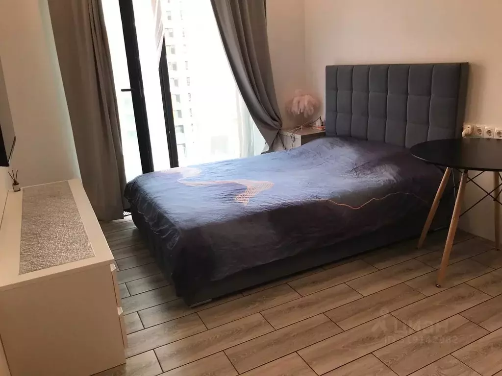 Студия Санкт-Петербург наб. Макарова, 58 (21.0 м) - Фото 1