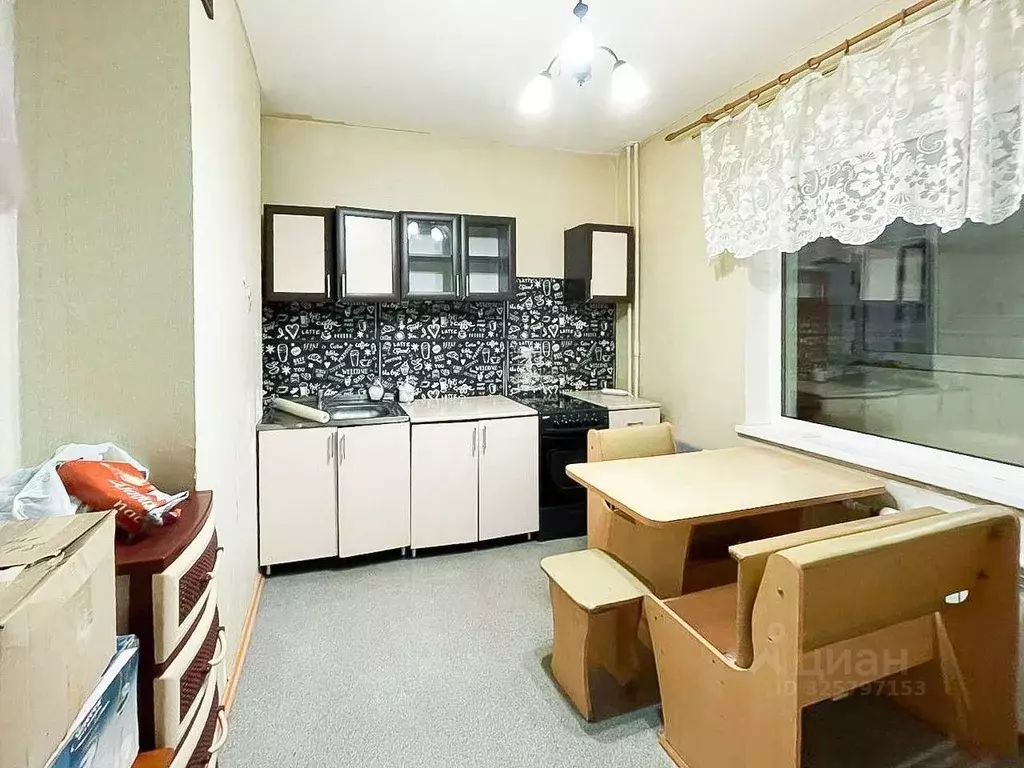 3-к кв. Санкт-Петербург, Санкт-Петербург, Красное Село ул. ... - Фото 1