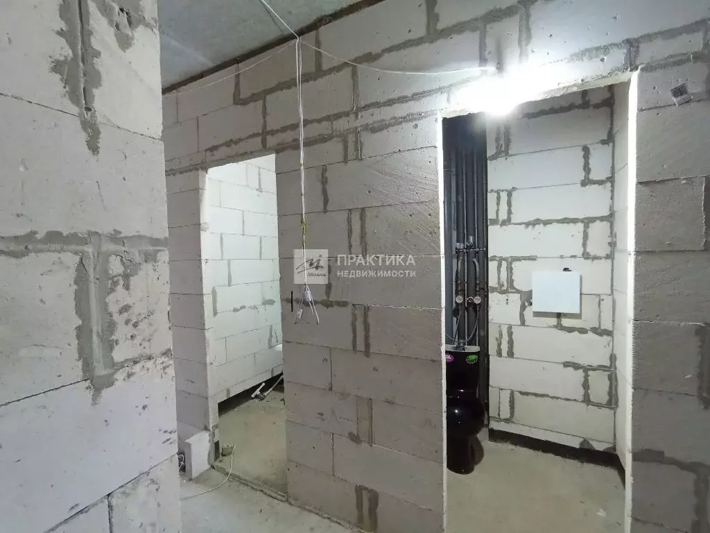 Продается 2-комнатная квартира - Фото 2