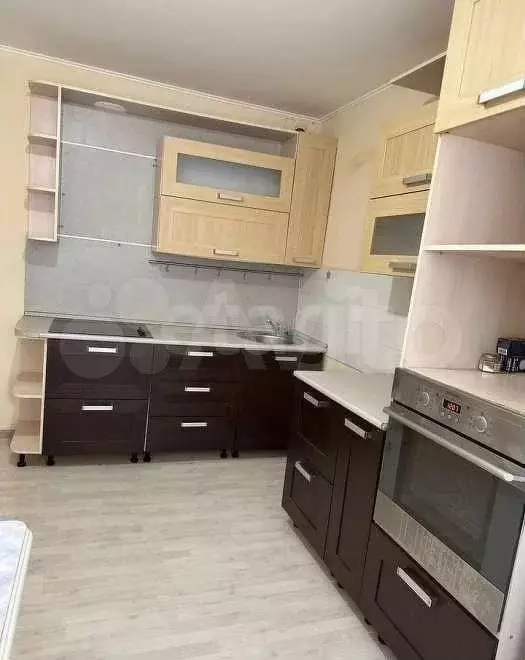2-к. квартира, 70 м, 1/10 эт. - Фото 0