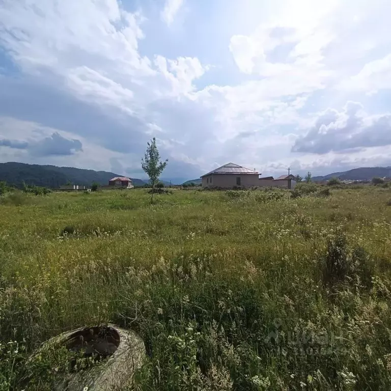 Участок в Кабардино-Балкария, Нальчик городской округ, с. Белая Речка  ... - Фото 0