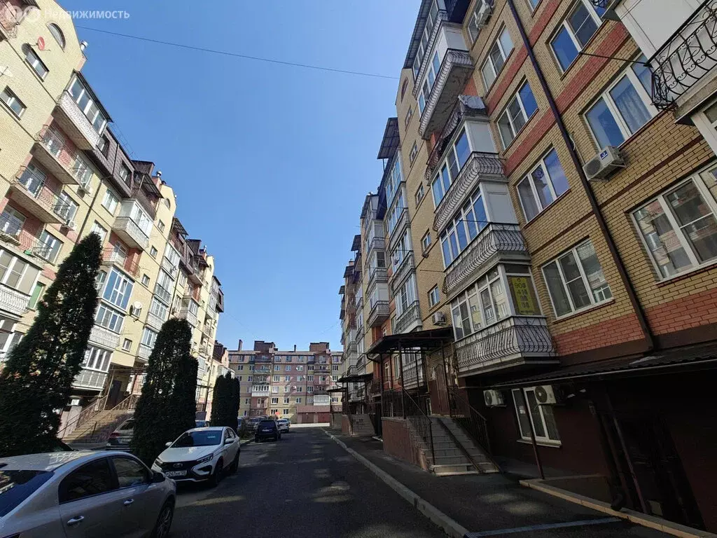 3-комнатная квартира: Ессентуки, улица Орджоникидзе, 84к6 (78.2 м) - Фото 1
