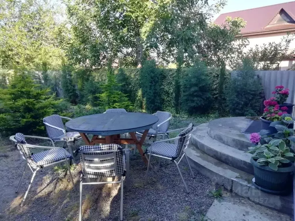 Комната Краснодарский край, Темрюкский район, Тамань ст-ца ул. Гоголя, ... - Фото 0