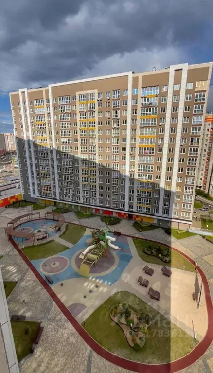 3-к кв. Брянская область, Брянск ул. Горбатова, 18 (76.84 м) - Фото 0