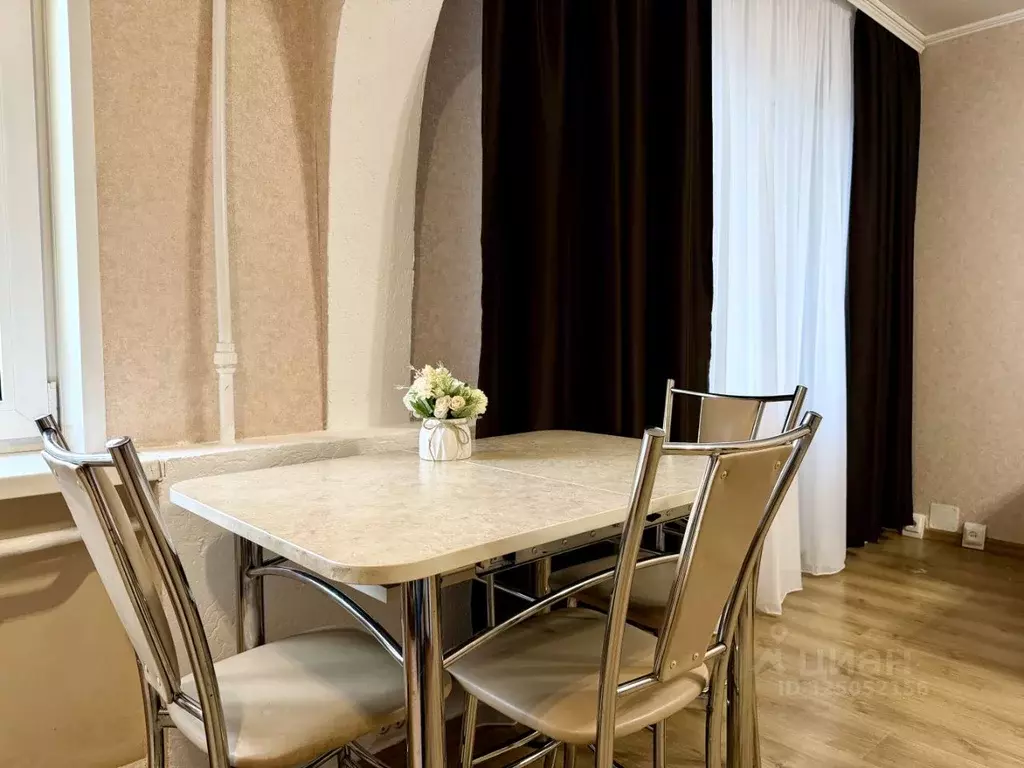 2-к кв. Самарская область, Сызрань ул. Декабристов, 388 (45.0 м) - Фото 2