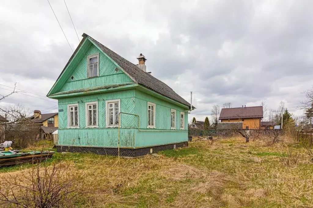 Дом в Ленинградская область, Отрадное Кировский район, 19-я линия, 40 ... - Фото 1