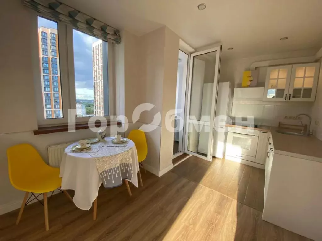 Продается 2-комнатная квартира - Фото 1