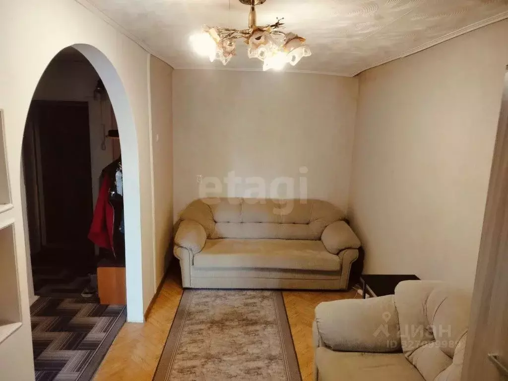 2-к кв. Башкортостан, Салават Ключевая ул., 10 (34.6 м) - Фото 1