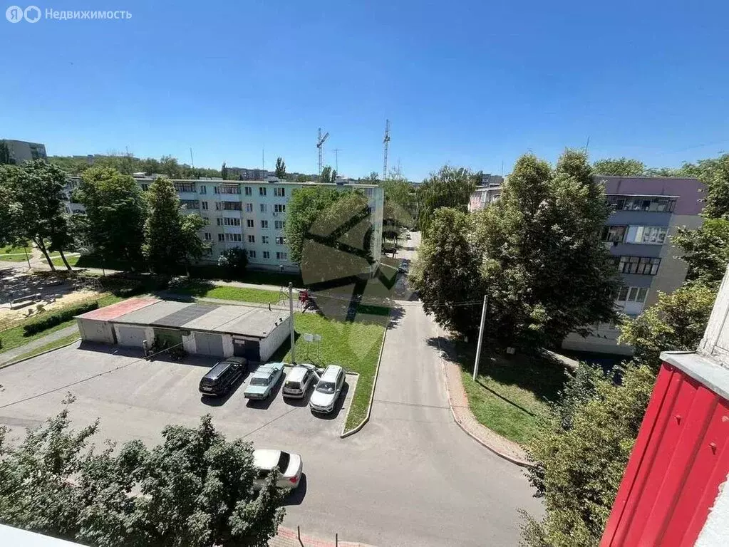 3-комнатная квартира: Старый Оскол, микрорайон Лебединец, 24А (60 м) - Фото 0