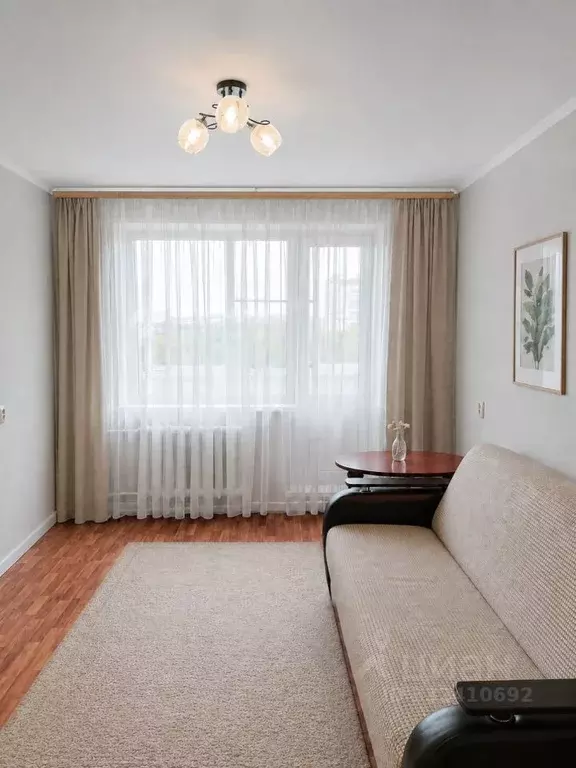 1-к кв. Чувашия, Чебоксары ул. Кадыкова, 21 (32.6 м) - Фото 1