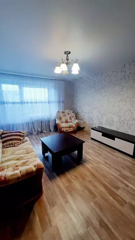 Комната 40 м в 4-к., 3/5 эт. - Фото 0