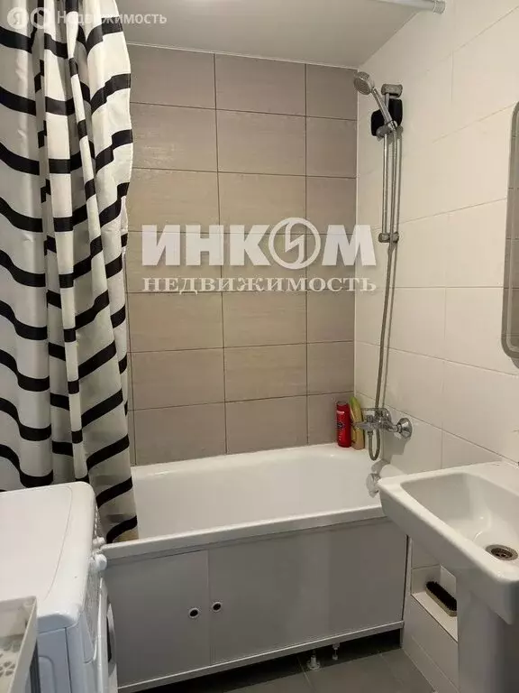 2-комнатная квартира: Глухово, Романовская улица, 11 (48.3 м) - Фото 0