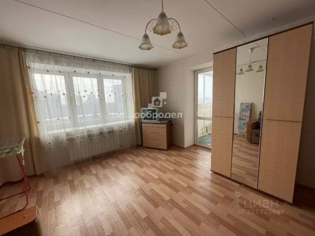 1-к кв. Свердловская область, Екатеринбург ул. Токарей, 64А (49.0 м) - Фото 0