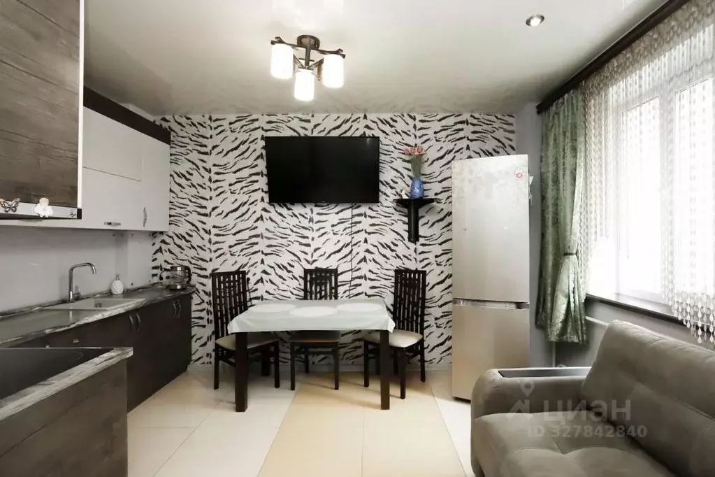 1-к кв. Иркутская область, Иркутск Байкальская ул., 234В/6 (51.38 м) - Фото 1