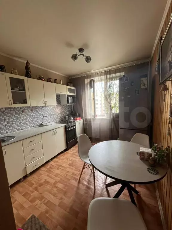 1-к. квартира, 40 м, 9/10 эт. - Фото 0