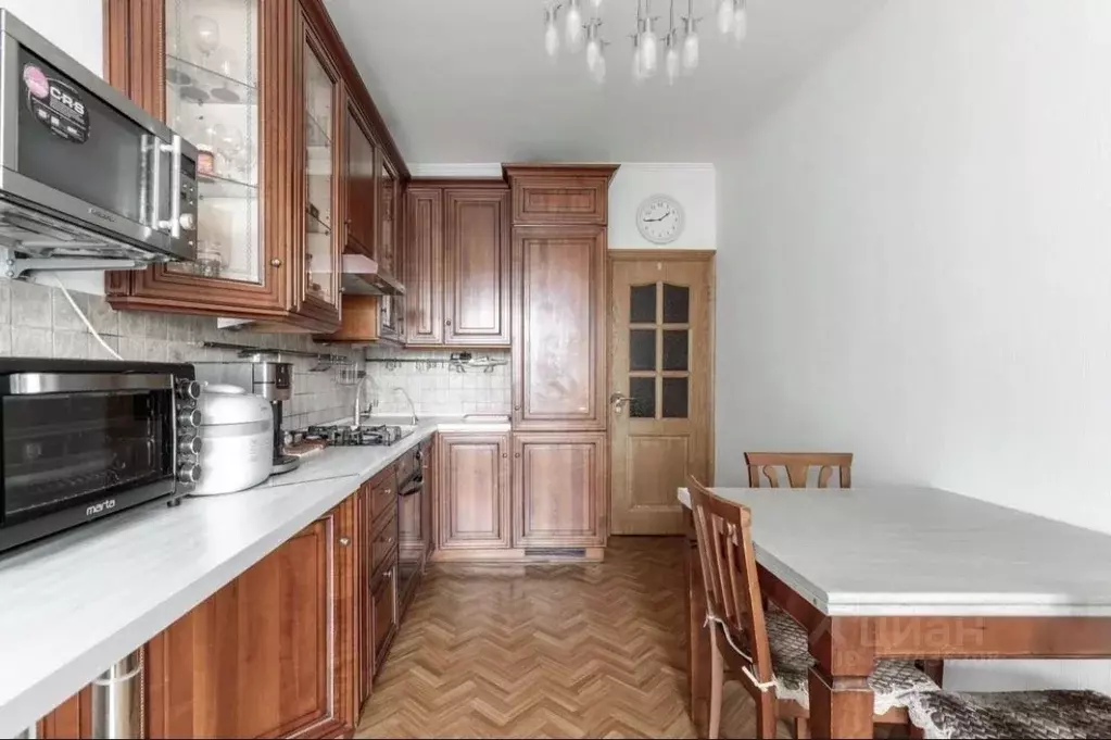 5-к кв. Московская область, Люберцы Парковая ул., 4 (142.6 м) - Фото 1