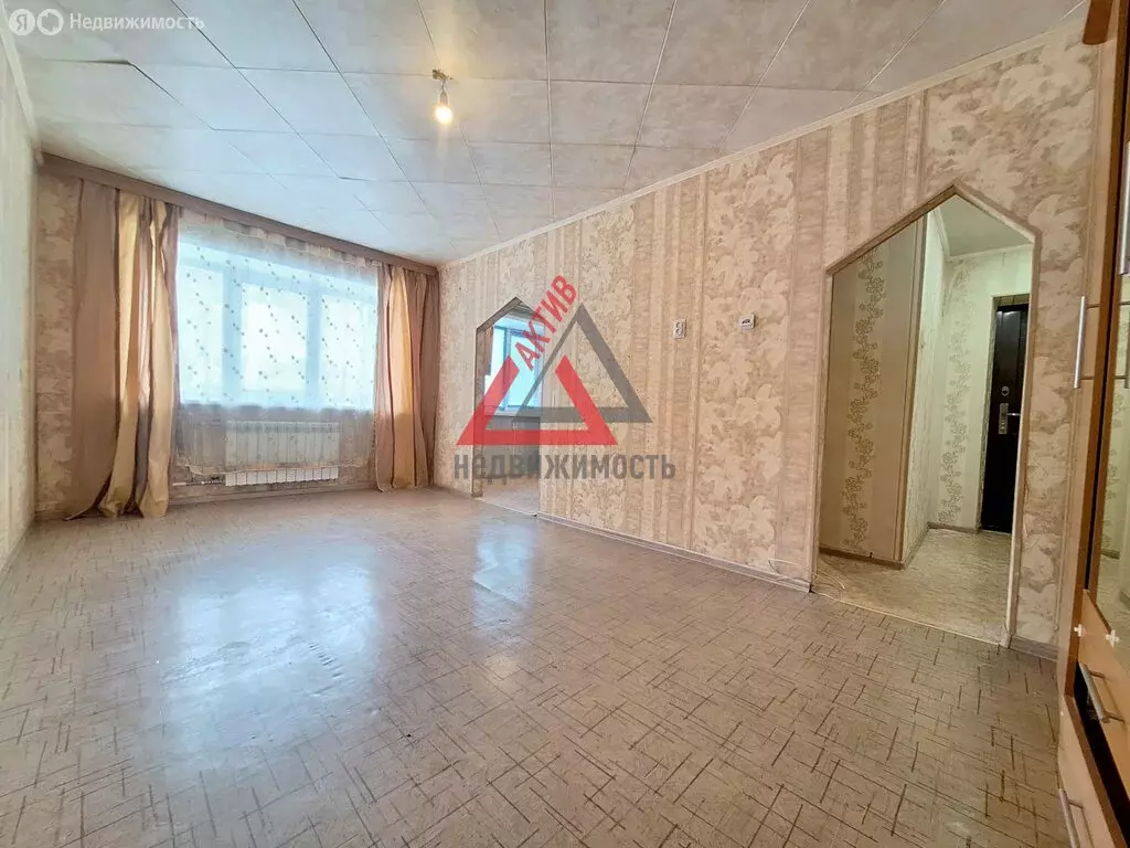 1-комнатная квартира: Каменск-Уральский, улица Тевосяна, 7 (30 м) - Фото 1