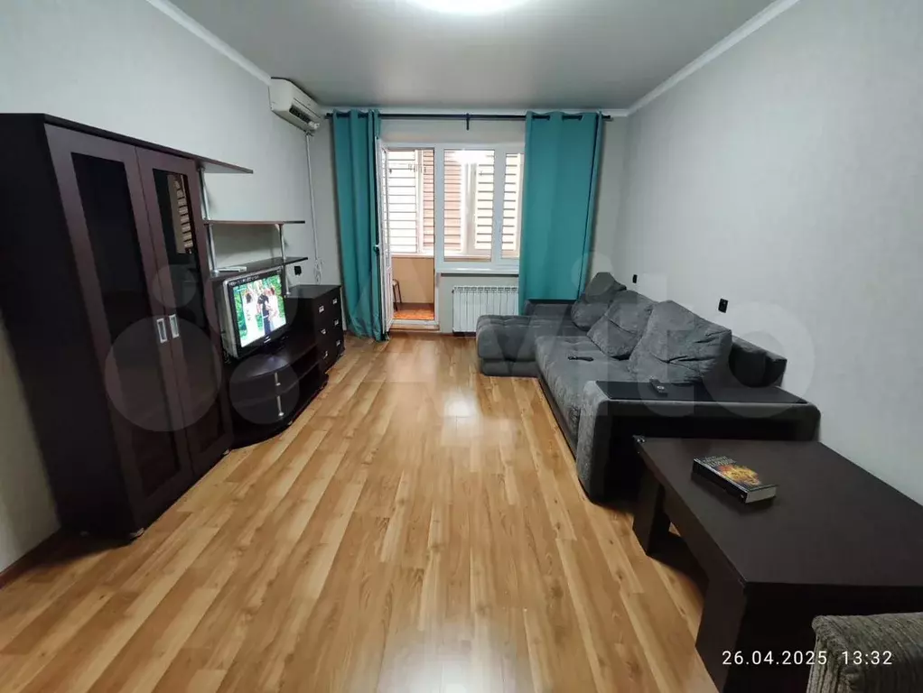 2-к. квартира, 56 м, 10/10 эт. - Фото 0