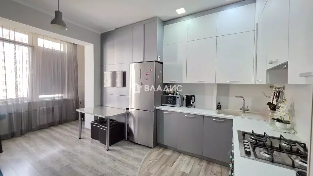 1-к кв. Крым, Симферополь ул. Битакская, 17 (44.0 м) - Фото 1