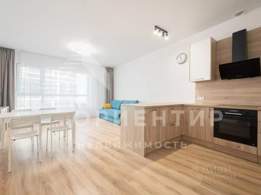 3-к кв. Свердловская область, Екатеринбург ул. Ткачей, 19 (130.5 м) - Фото 1