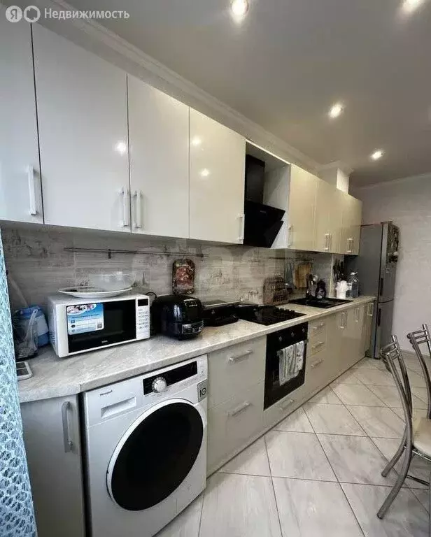 1-комнатная квартира: Аксай, Садовая улица, 20Б (35 м) - Фото 1