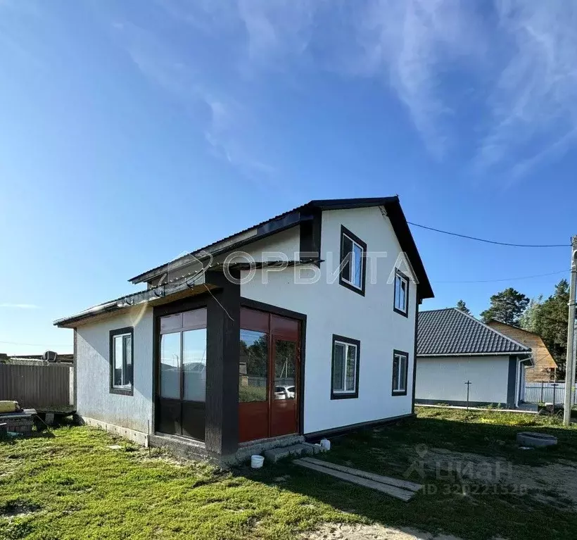 Дом в Тюменская область, Тюменский район, с. Успенка  (108 м) - Фото 1