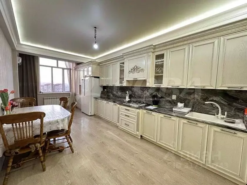 3-к кв. Дагестан, Махачкала ул. Хуршилова, 17 (95.0 м) - Фото 1