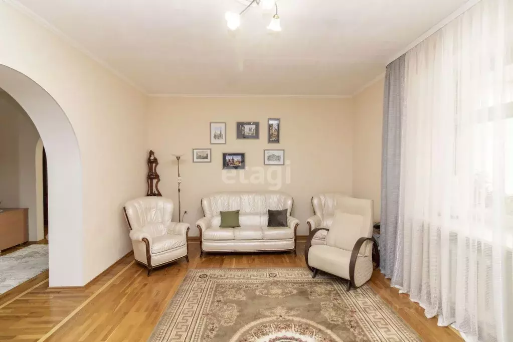 3-к кв. Тюменская область, Тюмень ул. Герцена, 52/1 (119.1 м) - Фото 1