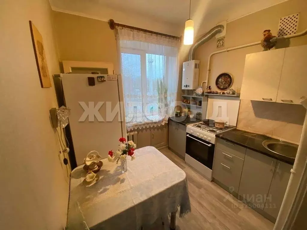 1-к кв. Брянская область, Брянск ул. Богдана Хмельницкого, 3 (31.1 м) - Фото 1