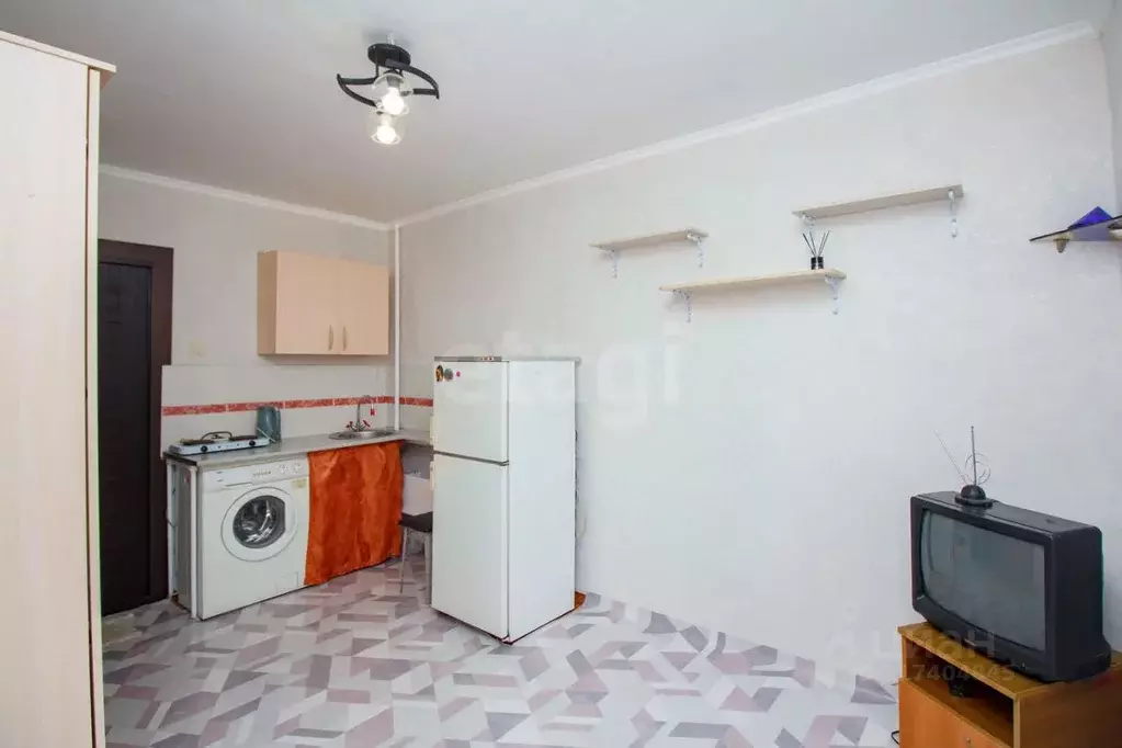 Комната Красноярский край, Красноярск ул. Железнодорожников, 9 (11.8 ... - Фото 1