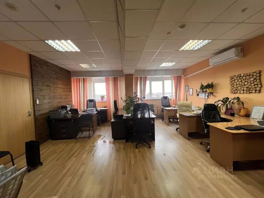 Помещение свободного назначения в Красноярский край, Красноярск ... - Фото 1