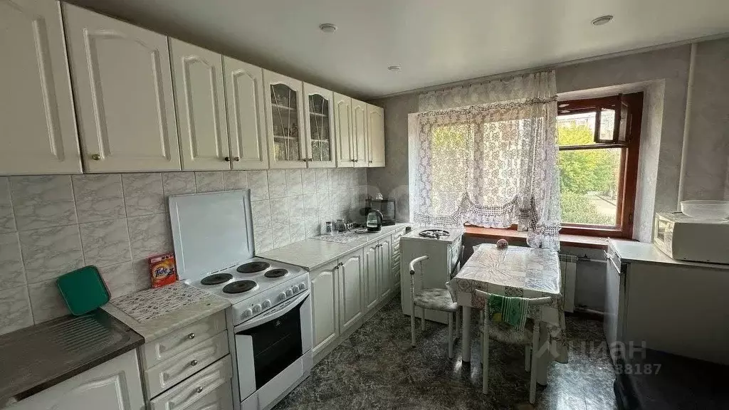 2-к кв. Красноярский край, Красноярск ул. 52-й Квартал, 11 (55.6 м) - Фото 1