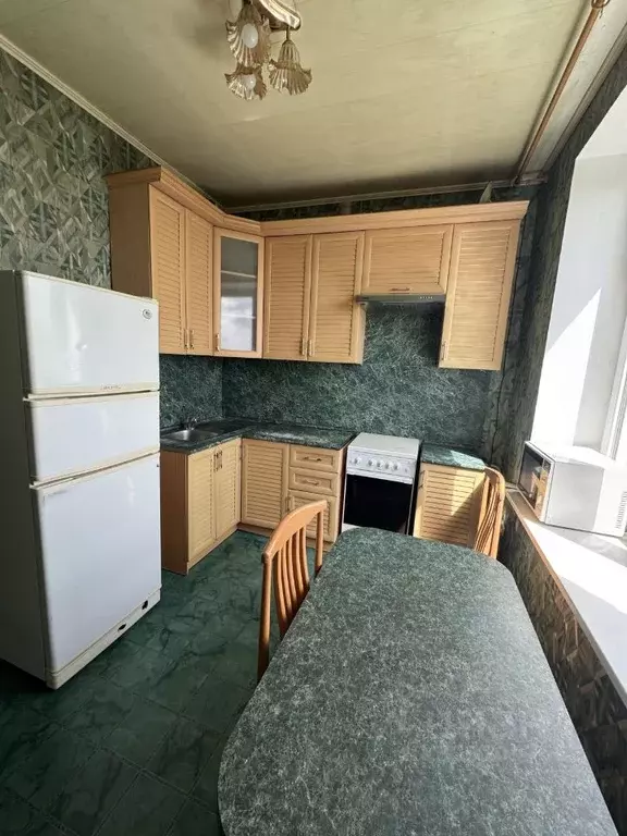 2-к кв. Челябинская область, Челябинск просп. Ленина, 33 (60.0 м) - Фото 0