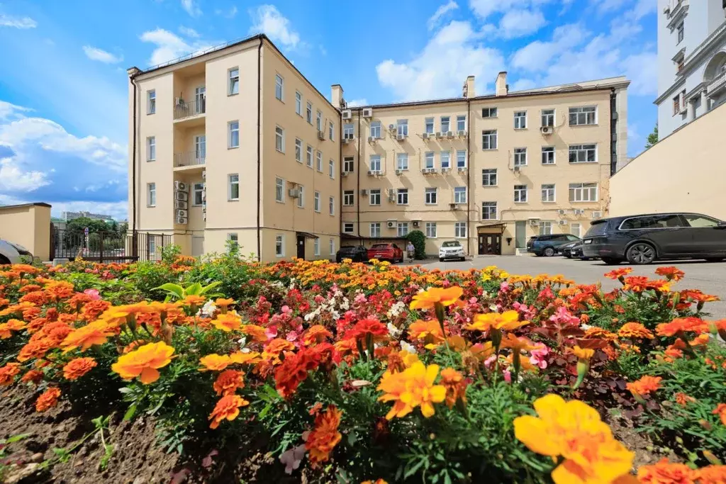 Офис в Москва Котельническая наб., 25С1 (300 м) - Фото 2